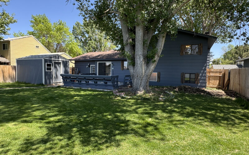 1014 pinecrest back