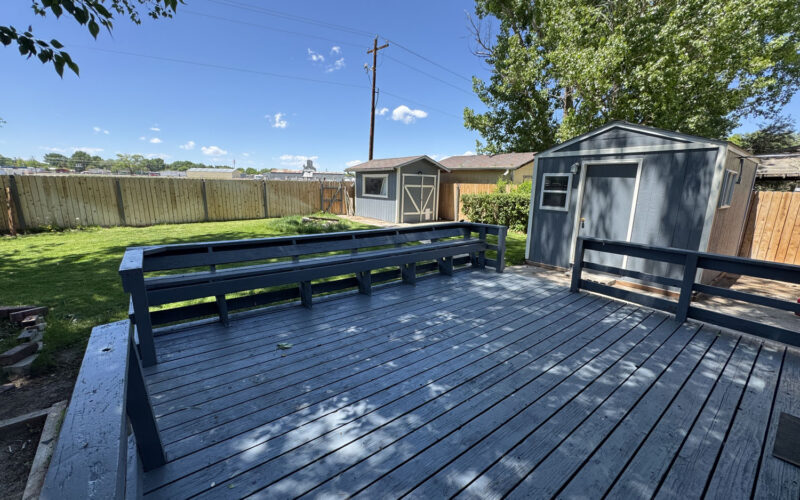 1014 pinecrest backyard deck