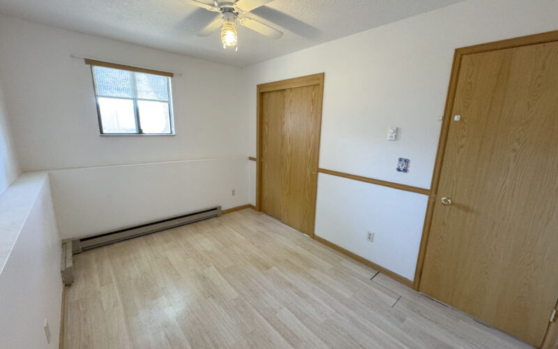 1014 pinecrest bed 3