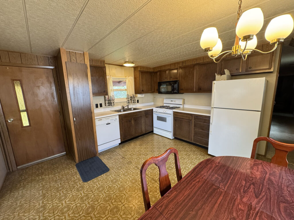 112 W Pershing Kitchen 1