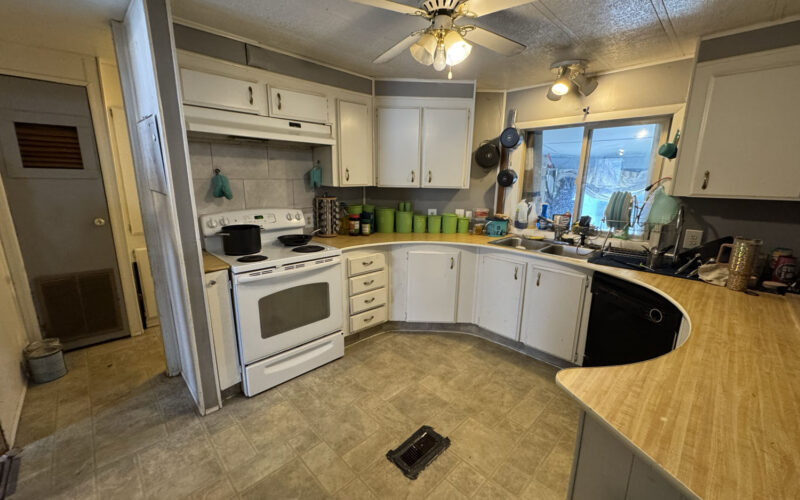 155 elder Kitchen