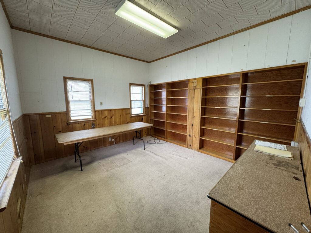 402 S 7th E 2nd Office