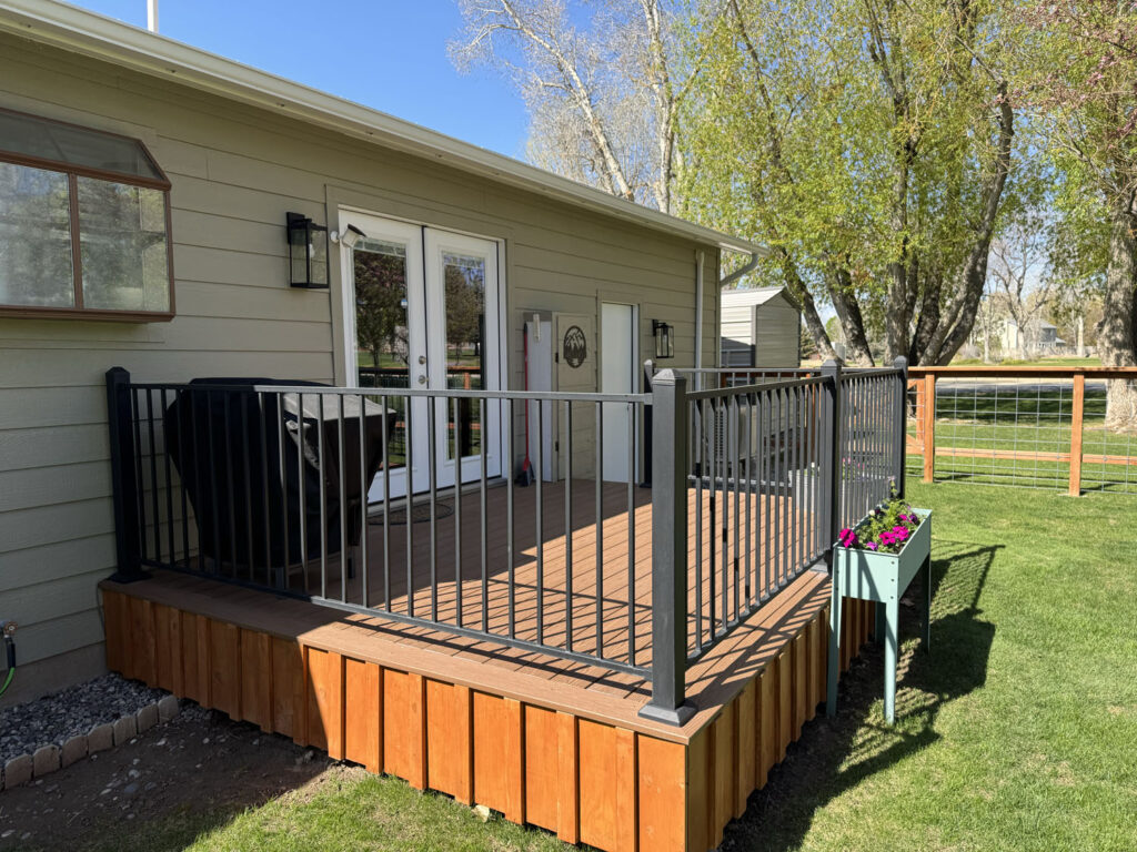 415 Country Club Back Deck 1