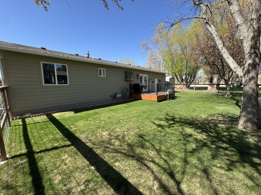 415 Country Club Back yard 2