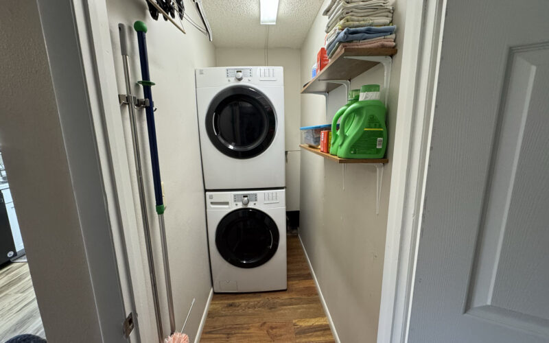 415 Country Club Laundry