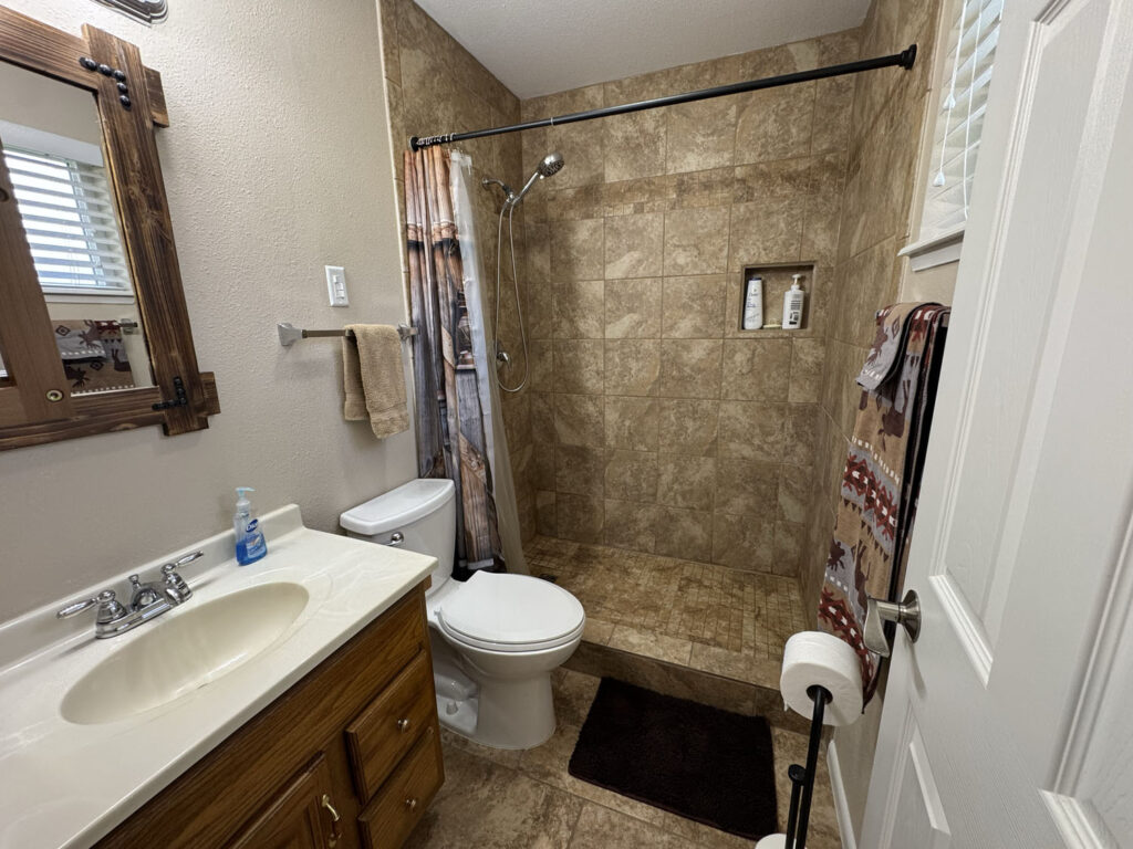 415 Country Club Primary Bath 1