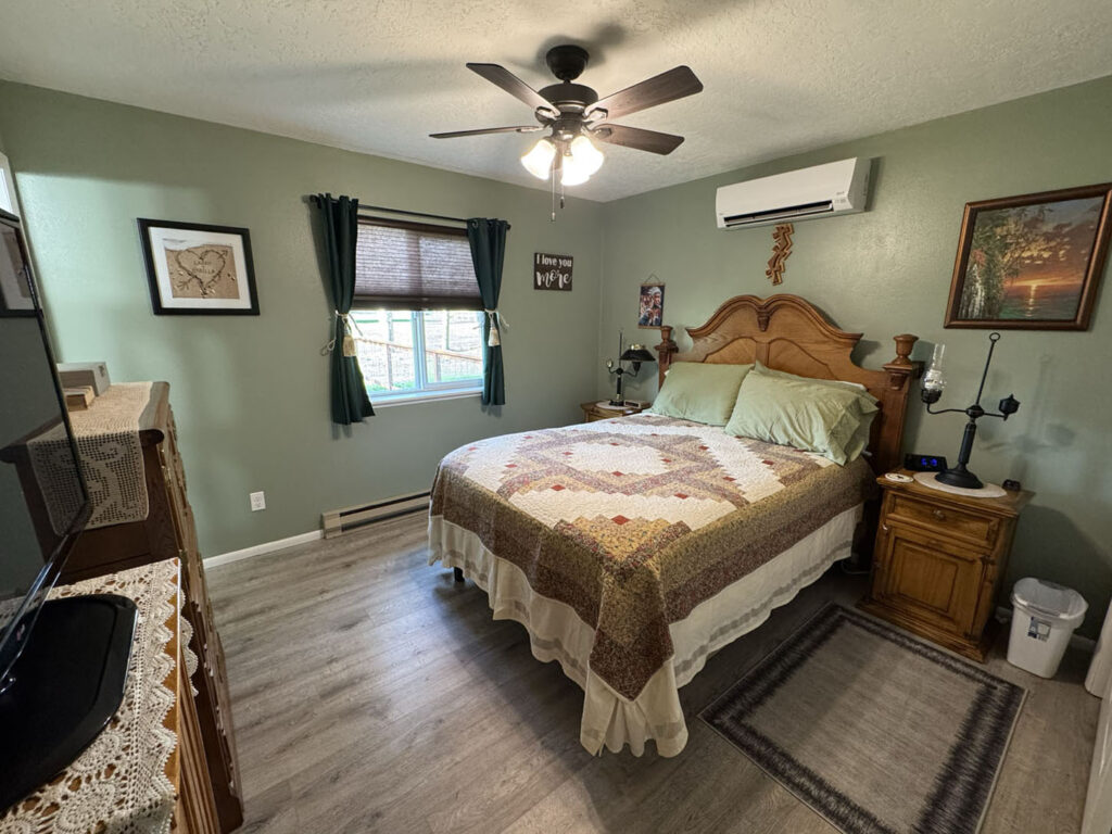 415 Country Club Primary Bedroom 2