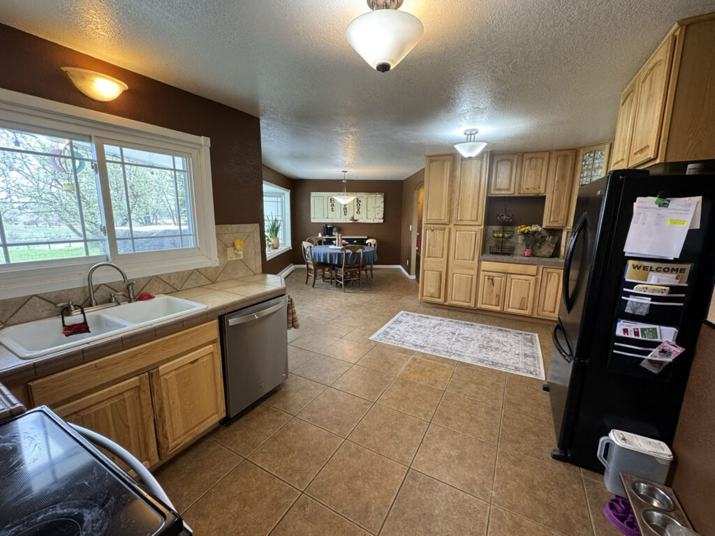 460 ramshorn Kitchen 3