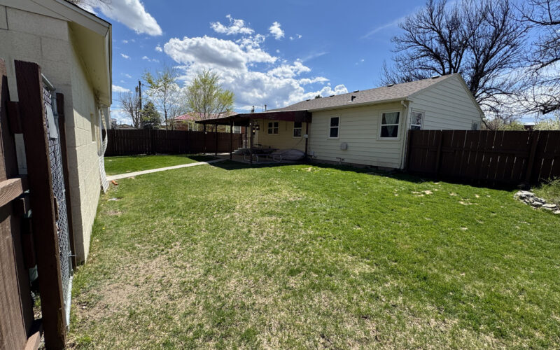 521 n 6th e backyard 2
