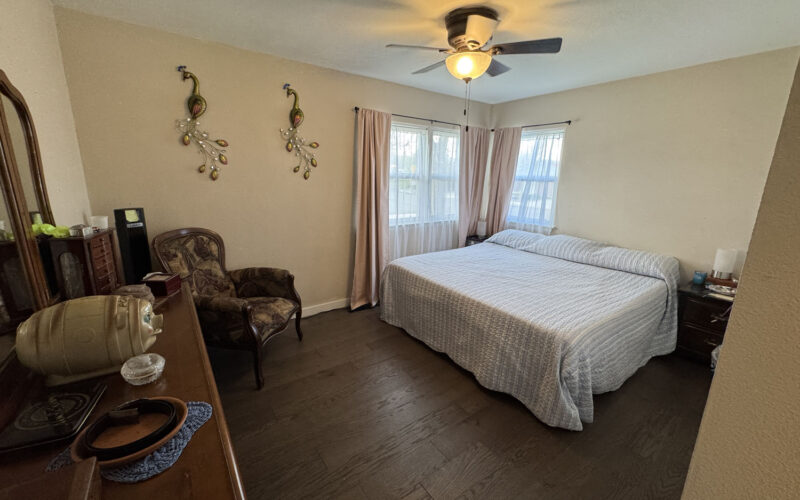 521 n 6th e bed 1