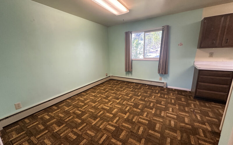 522 n 4th w Dining(1)