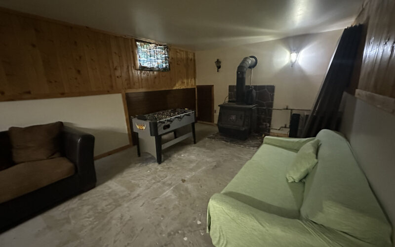 522 n 4th w Family Room