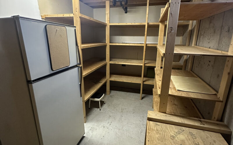 522 n 4th w Storage Room