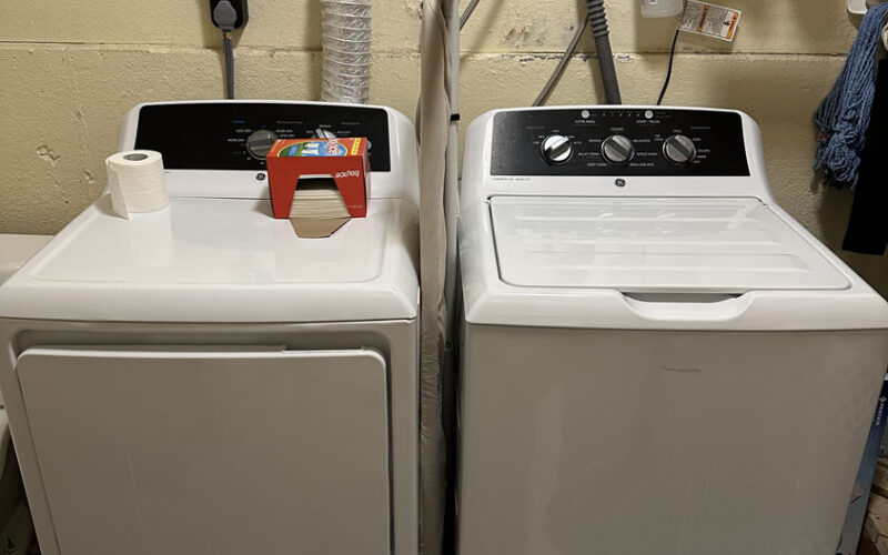 74 schoening Laundry