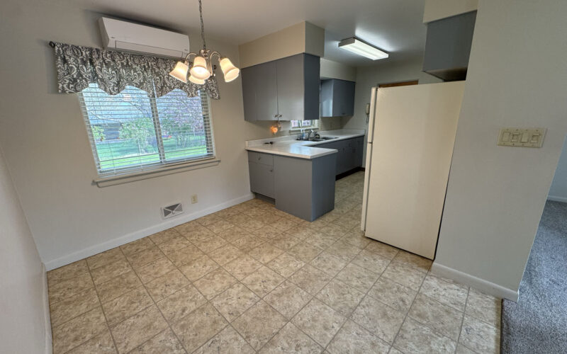 909 big horn Dining Room 1