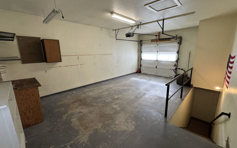 909 big horn Garage