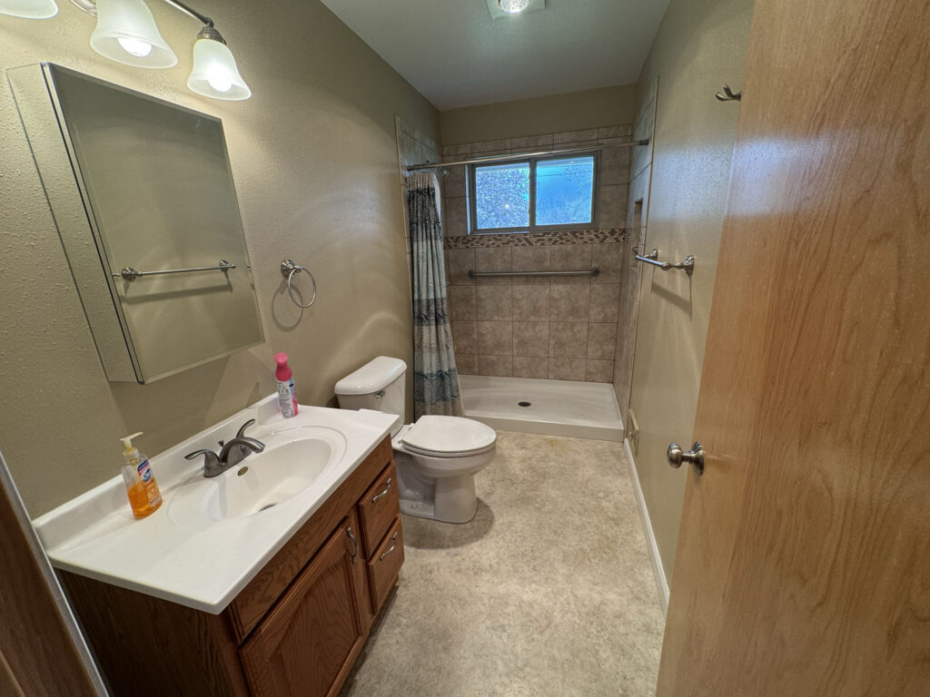 909 big horn Upstairs Bathroom 1